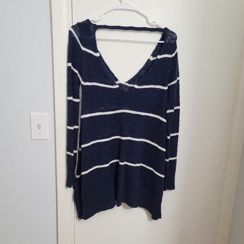 Charlotte Russe Sweater - Picture 4 of 4